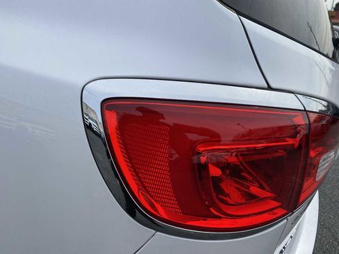 Used 2017 Buick Enclave Leather w/ Enclave Sport Touring Edition image 11