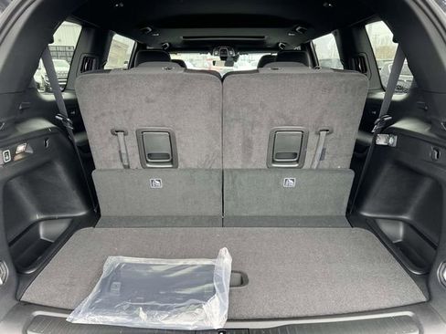 New 2026 Jeep Grand Cherokee L Laredo image 7