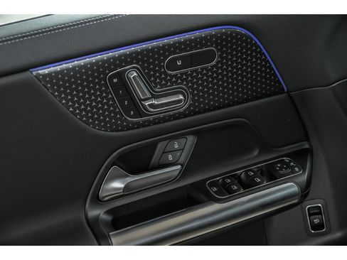 Certified 2026 Mercedes-Benz GLA 250 4MATIC image 6