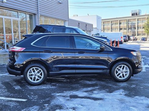 Used 2022 Ford Edge SEL w/ Convenience Package image 6