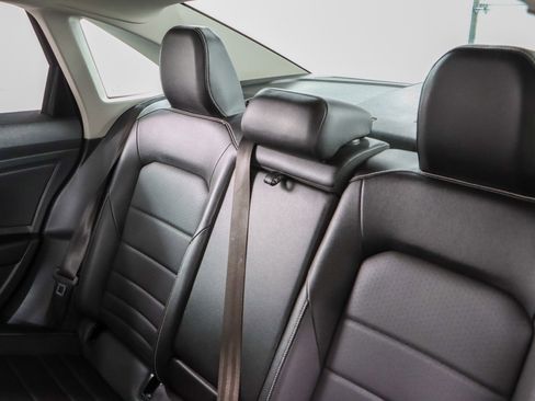 Used 2024 Volkswagen Jetta SE image 25