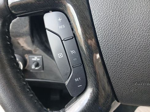 Used 2021 Chevrolet Express 2500 w/ Enhanced Convenience Package RWD image 30