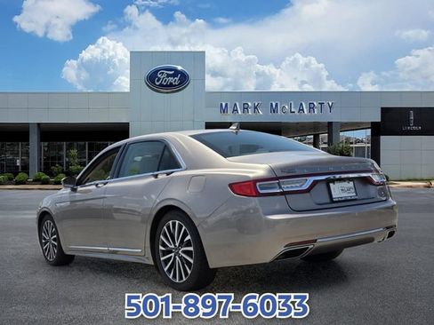 Used 2020 Lincoln Continental w/ Premium Package FWD image 3
