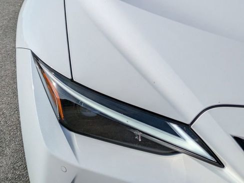 Used 2025 Lexus IS 350 F Sport w/ Navigation Package image 10