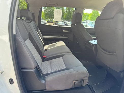 Used 2015 Toyota Tundra SR5 w/ TRD Off Road Package AWD/4WD image 12