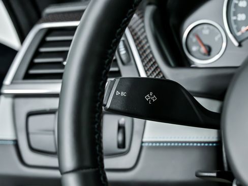 Used 2020 BMW M4 Coupe w/ Competition Package image 29