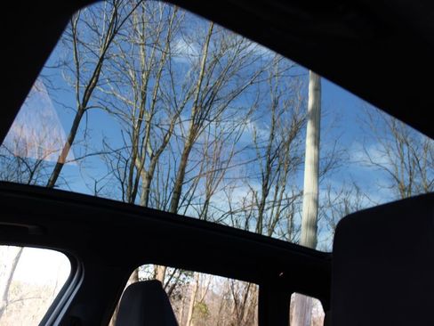 Used 2025 BMW X3 xDrive30i w/ Premium Package image 23