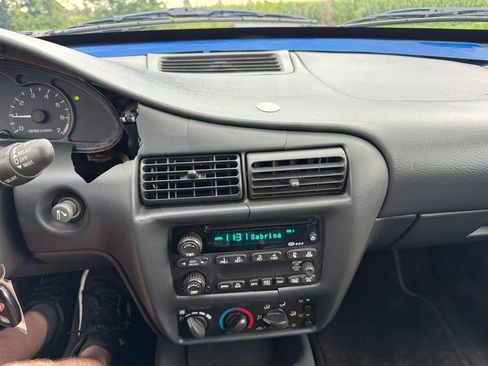 Used 2003 Chevrolet Cavalier LS Sport FWD image 18
