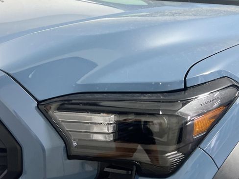 New 2026 Toyota Tacoma TRD Off-Road AWD/4WD image 11