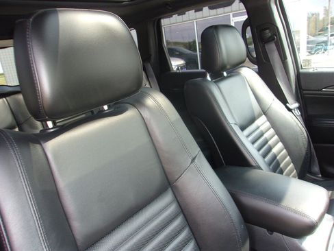 Used 2019 Jeep Grand Cherokee Limited X AWD/4WD image 13
