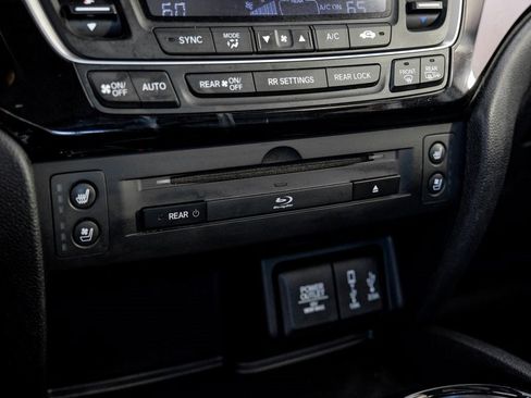 Used 2018 Honda Pilot Elite image 27