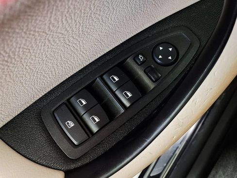 Used 2018 BMW X2 sDrive28i w/ M SportX Package FWD image 25