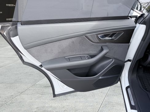 Used 2023 Audi SQ8 Prestige image 60