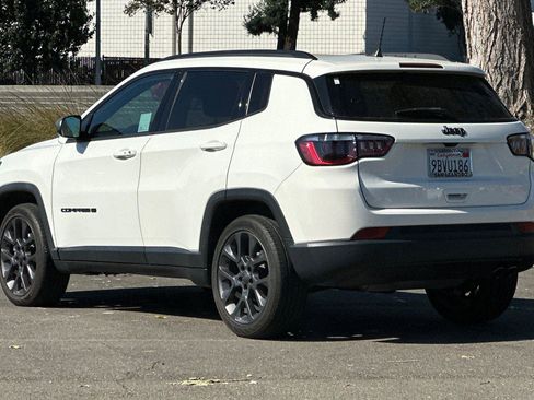 Used 2021 Jeep Compass Latitude w/ Sun and Sound Group image 6