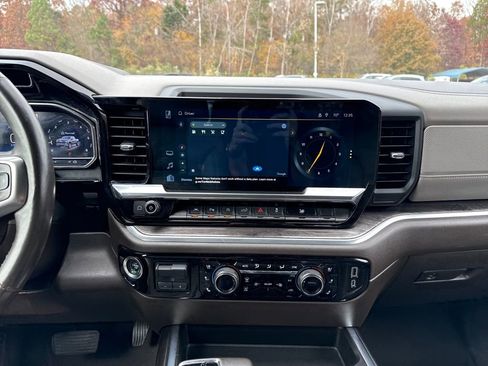 Used 2023 Chevrolet Silverado 1500 LTZ image 18