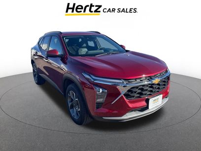 Used 2025 Chevrolet Trax LT