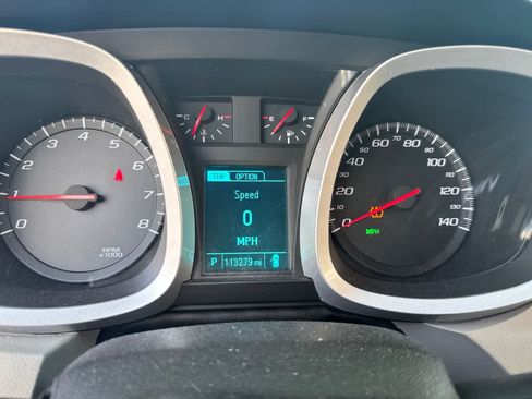 Used 2017 Chevrolet Equinox LS FWD image 7