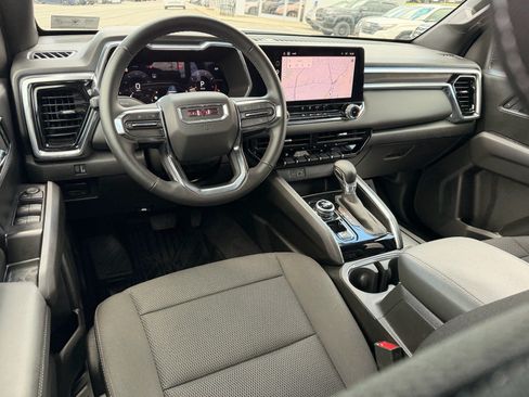 Used 2025 GMC Canyon Elevation AWD/4WD image 10