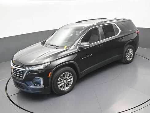 Used 2023 Chevrolet Traverse LT FWD image 47