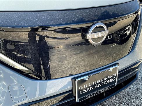 Used 2023 Nissan Ariya AWD image 39