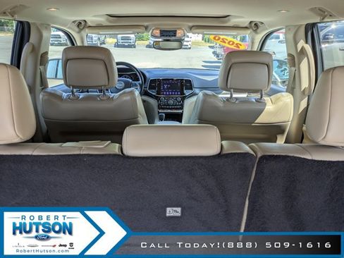 Used 2020 Jeep Grand Cherokee Limited w/ Trailer Tow Group IV AWD/4WD image 12