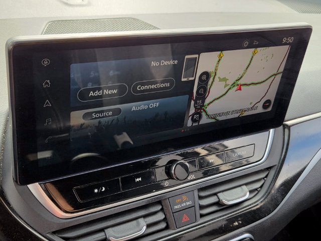 Used 2024 Nissan Altima 2.5 SR w/ SR Premium Package FWD image 17