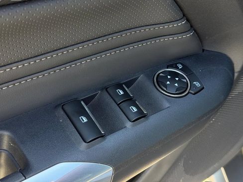 Used 2025 Ford Mustang GT Premium RWD image 18