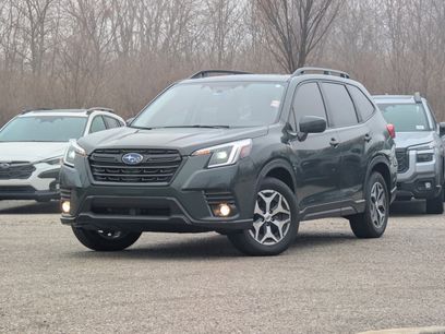Used 2023 Subaru Forester Premium w/ Popular Package #1