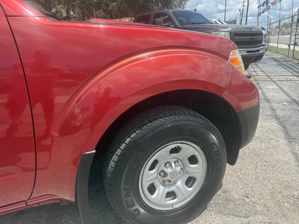 Used 2013 Nissan Frontier S w/ S Preferred Pkg RWD image 3