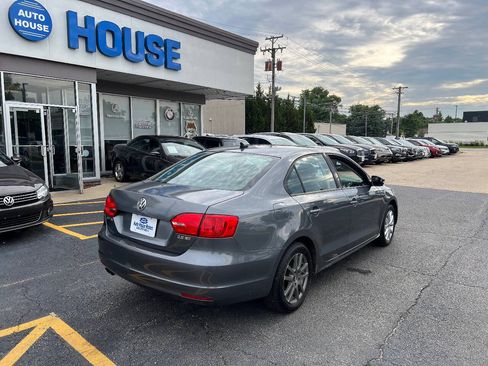 Used 2012 Volkswagen Jetta SE FWD image 10