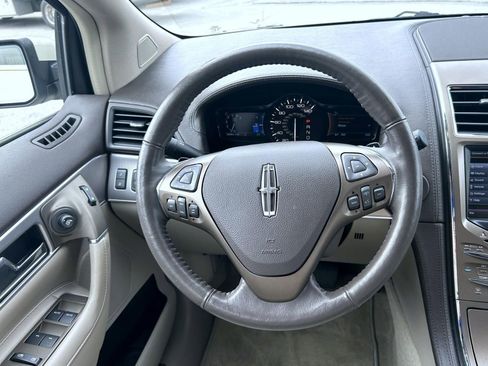 Used 2015 Lincoln MKX AWD w/ Equipment Group 101A image 11