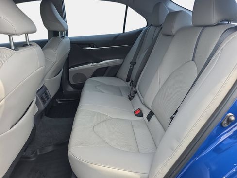 Used 2023 Toyota Camry XLE w/ Navigation Package FWD image 13