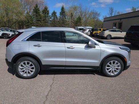 Used 2021 Cadillac XT4 Luxury w/ Cold Weather Package AWD/4WD image 6