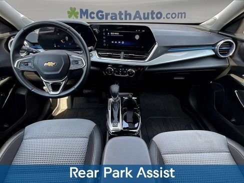 Used 2025 Chevrolet Trax LT w/ Driver Confidence Package FWD image 10