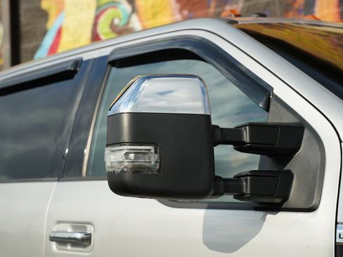 Used 2017 Ford F250 Lariat w/ Chrome Package image 11