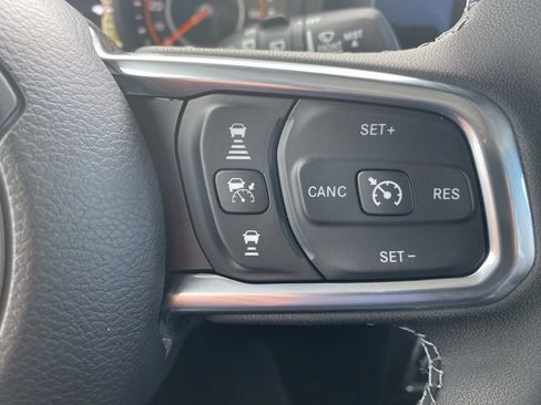 New 2026 Jeep Wrangler Unlimited Sahara AWD/4WD image 29