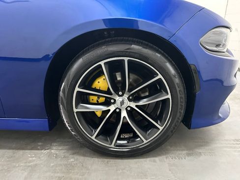 Used 2020 Dodge Charger R/T w/ Plus Group RWD image 55
