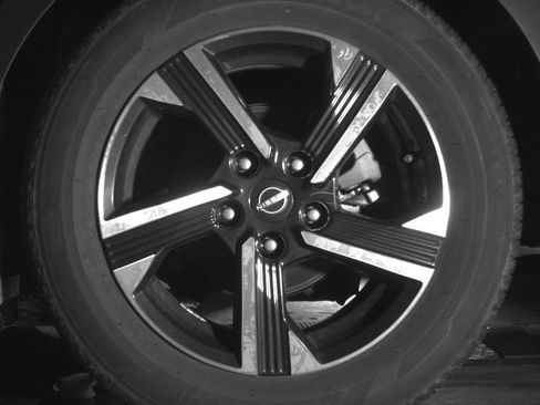 Used 2025 Nissan Sentra SV FWD image 14