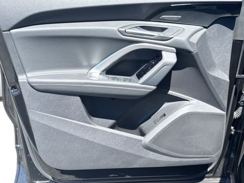 New 2025 Audi Q5 Prestige image 12