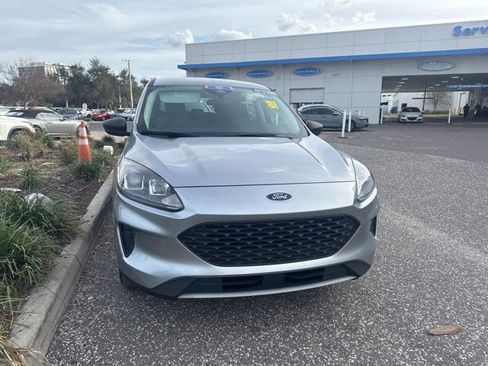 Used 2022 Ford Escape S image 3