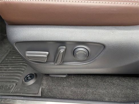 Used 2025 Toyota Land Cruiser image 22