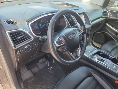 Used 2020 Ford Edge SEL w/ Cold Weather Package AWD/4WD image 8