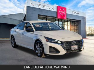 Certified 2025 Nissan Altima 2.5 S video 2