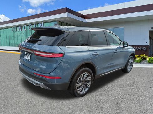 New 2026 Lincoln Corsair Premiere image 4