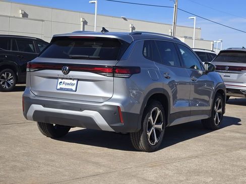 New 2026 Volkswagen Tiguan SE FWD image 4