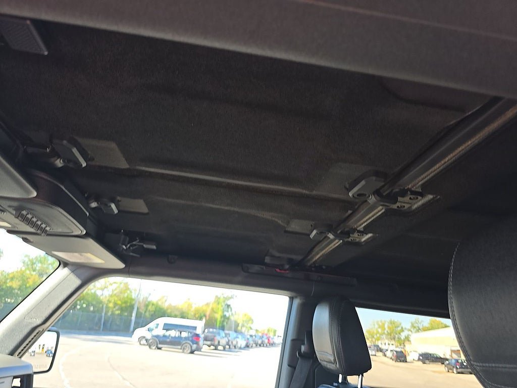 Used 2023 Ford Bronco Black Diamond w/ Sasquatch Package AWD/4WD image 13