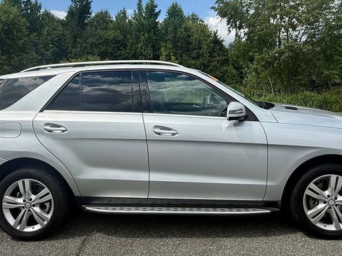 Used 2013 Mercedes-Benz ML 350 4MATIC image 7