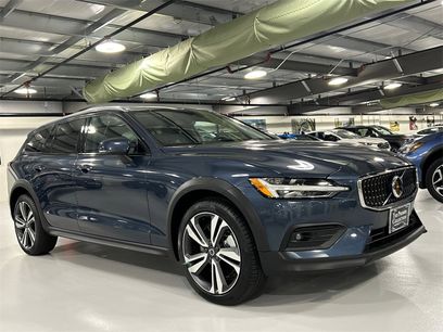 Certified 2025 Volvo V60 B5 Cross Country Plus
