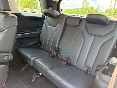 Used 2024 Hyundai Palisade SEL AWD/4WD image 18