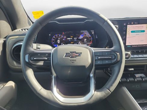 Used 2024 Chevrolet Colorado ZR2 w/ ZR2 Convenience Package III image 12